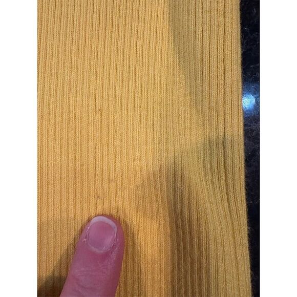 Lauren Ralph Lauren Women's Yellow Ribbed Crewneck Sweater L Gold Buttons - Picture 7 of 10